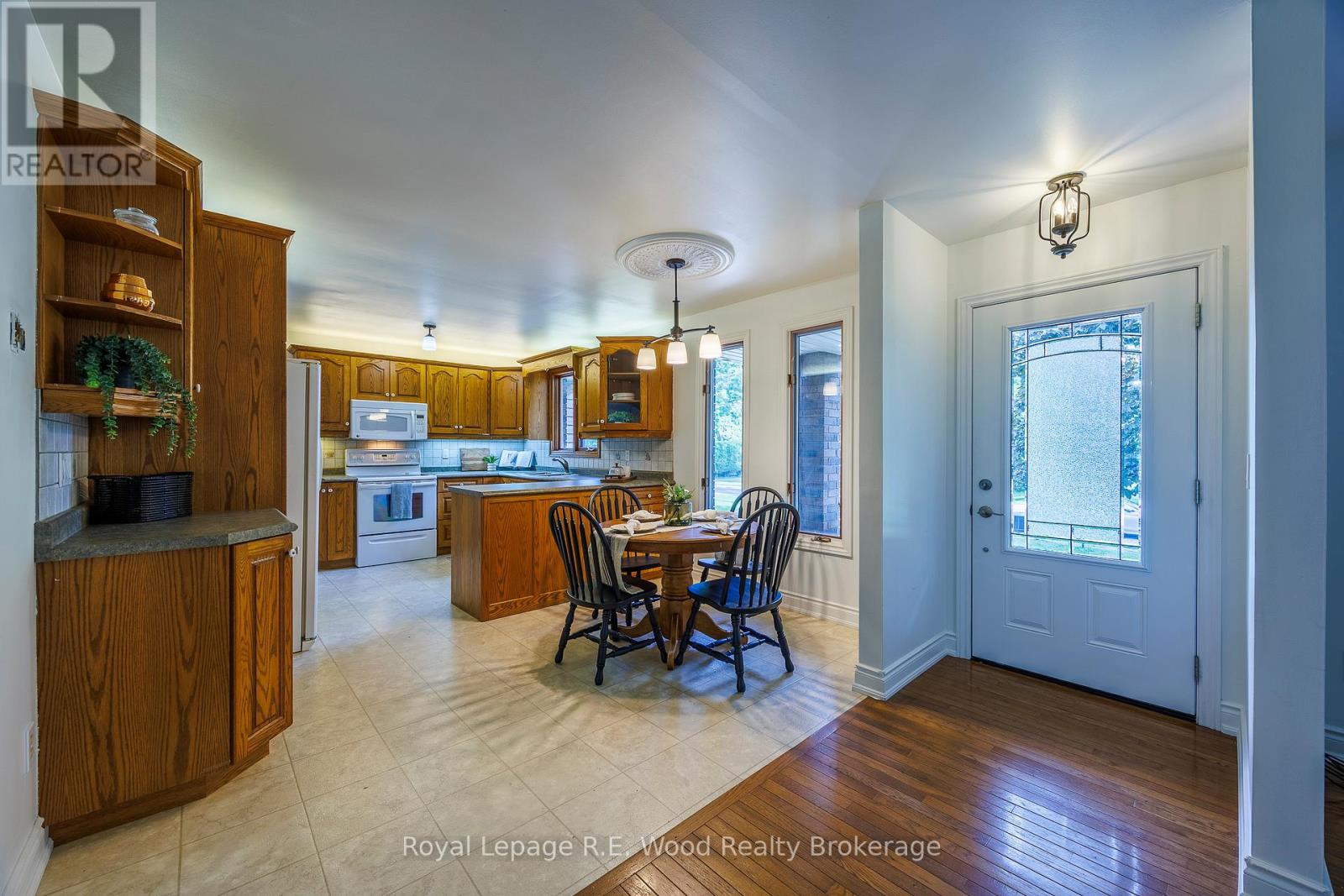 164047 Brownsville Road, South-West Oxford, Ontario  N4G 4G8 - Photo 4 - X12247287