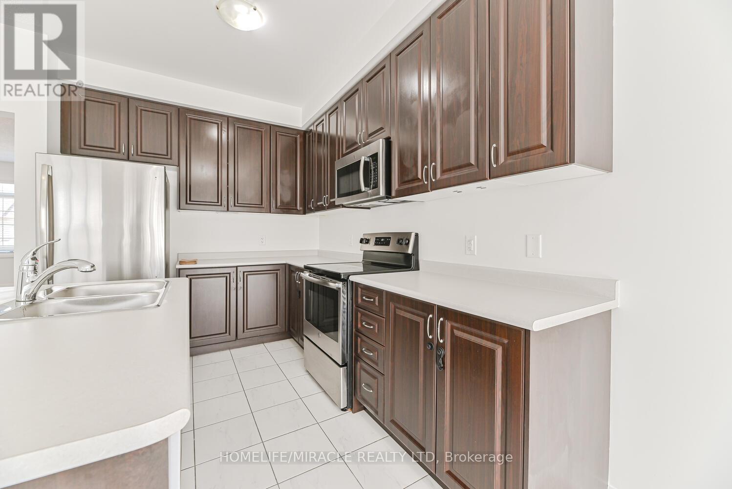4047 Maitland Street, Lincoln, Ontario  L3J 0R6 - Photo 15 - X12246995