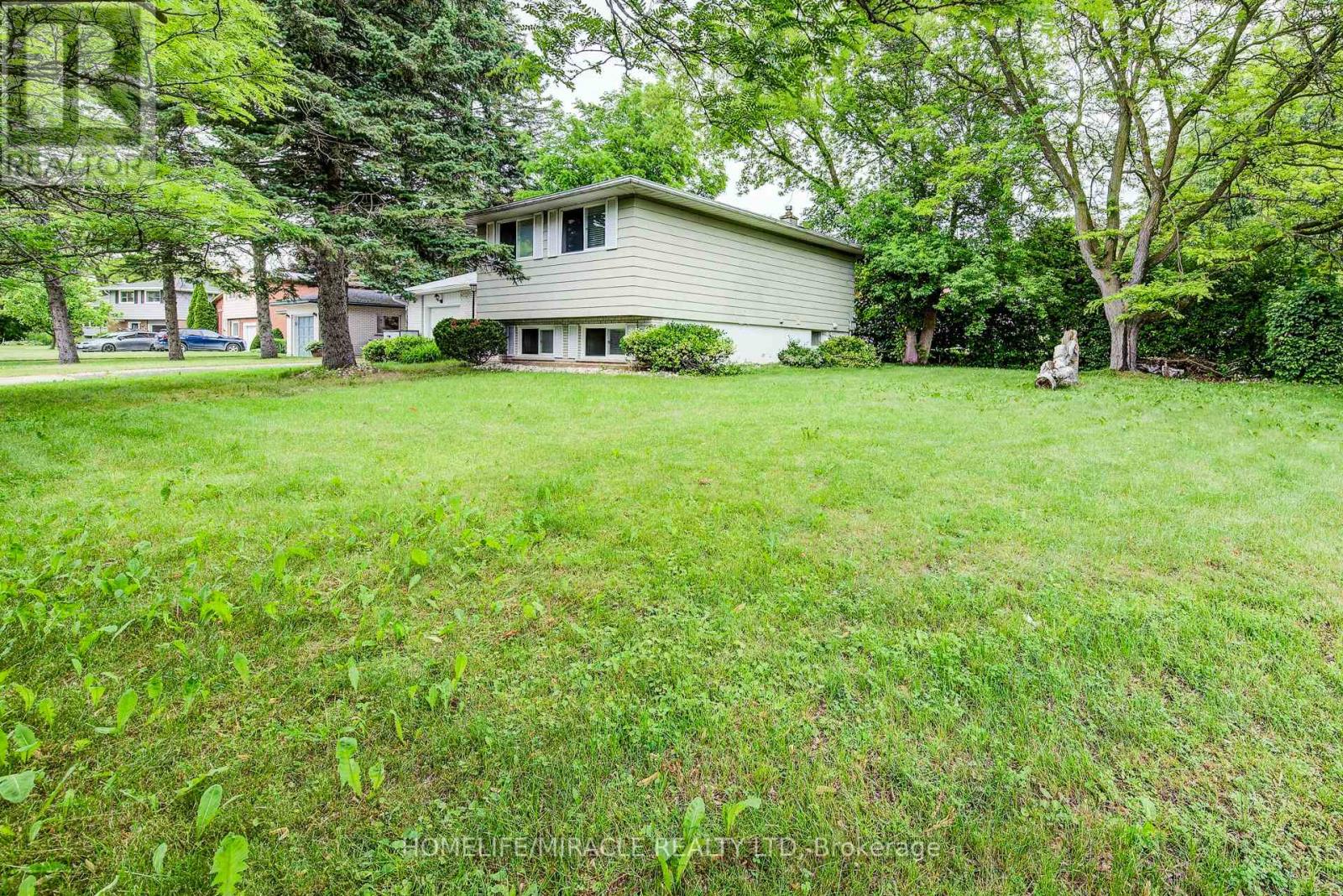 Property at 262 NORTHCREST PLACE image 5