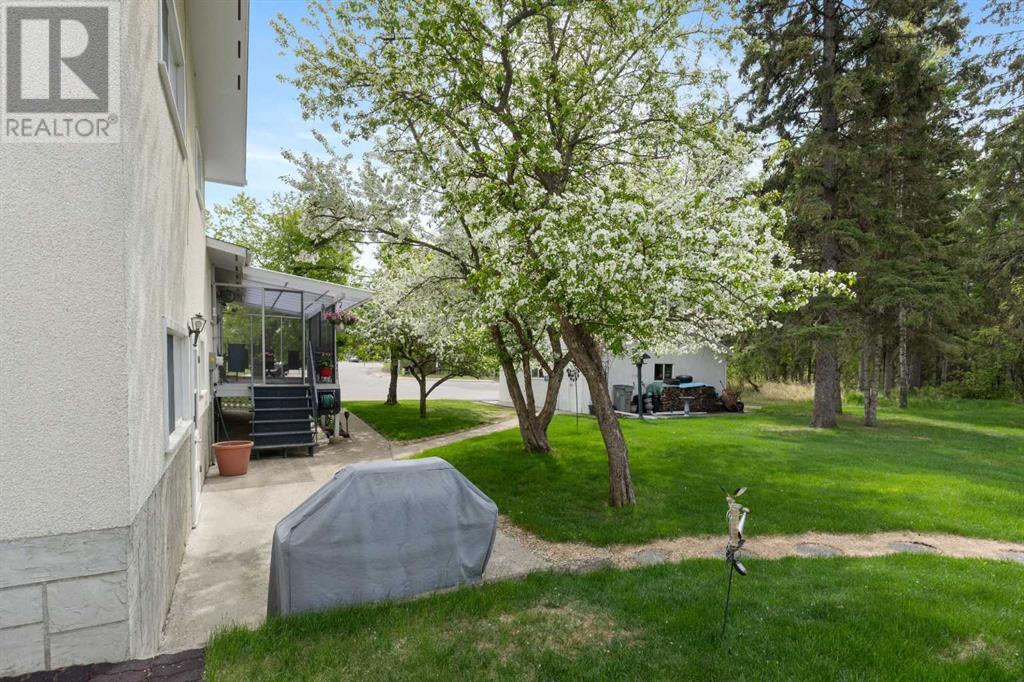Property at 3 Chickadee Drive image 4