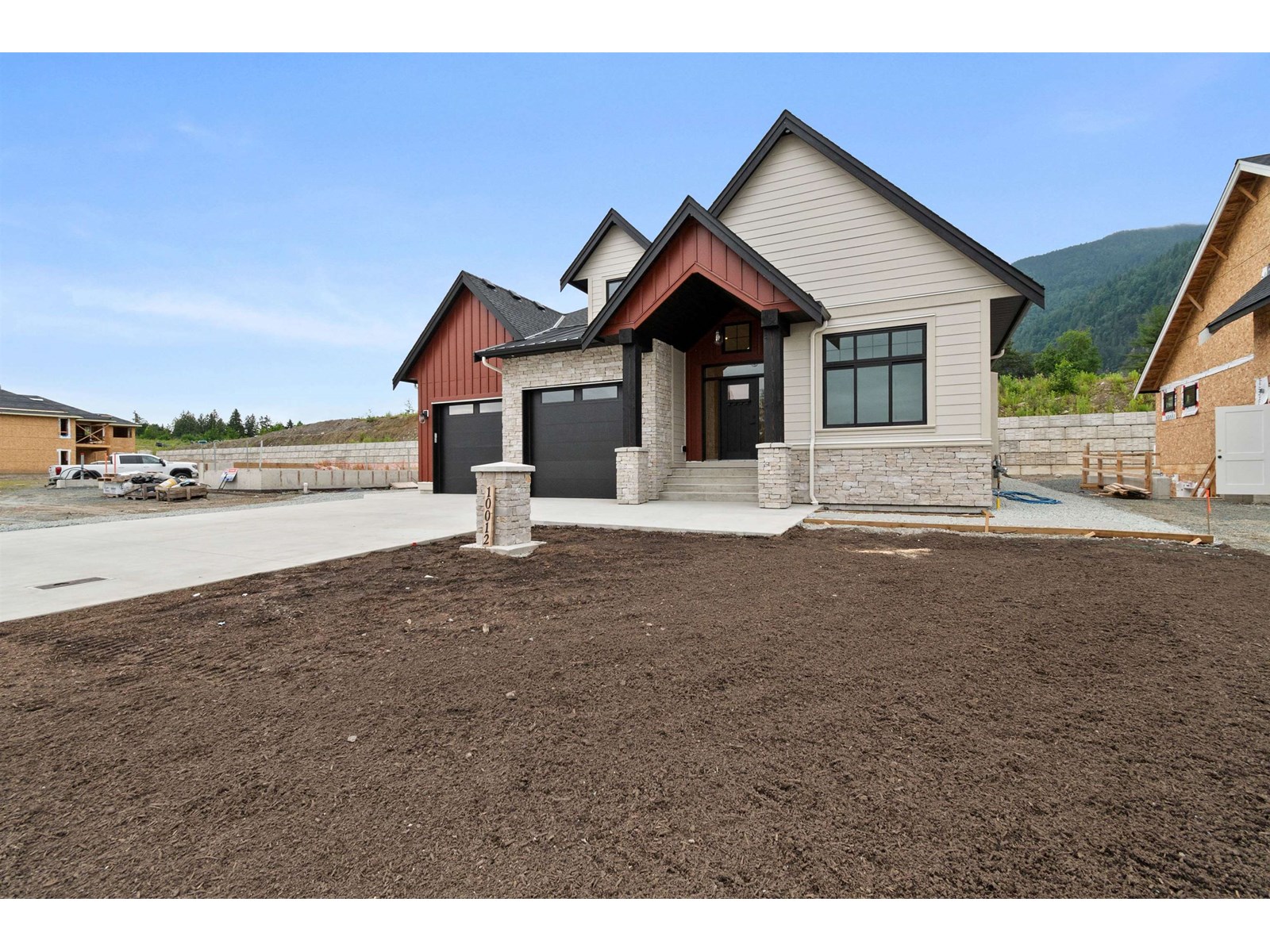 Property at 10012 TRILLIUM WAY image 3