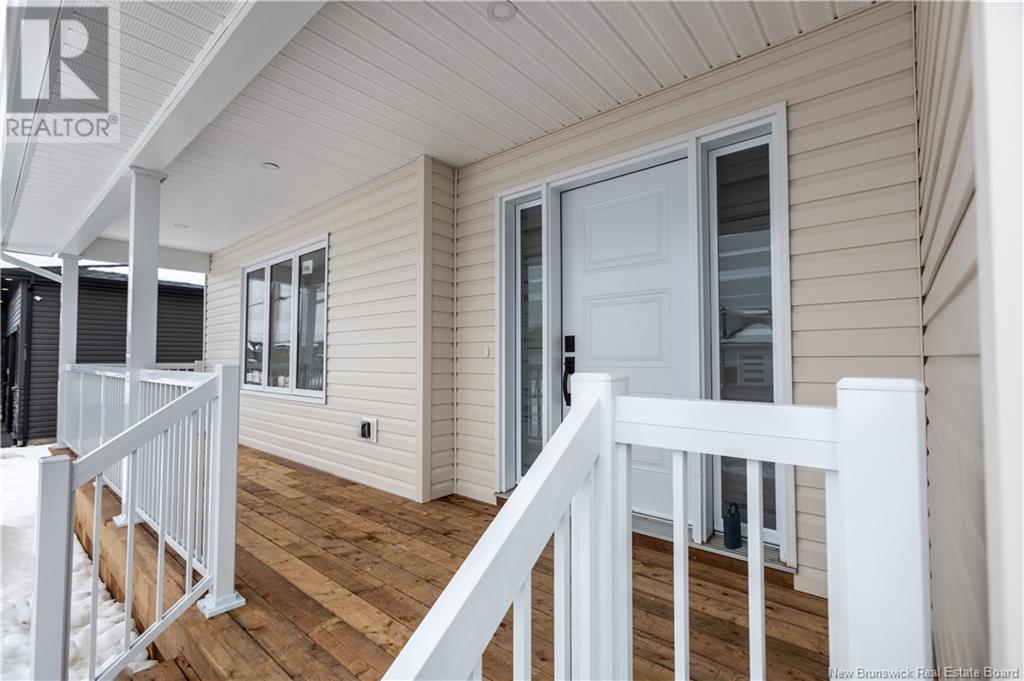Property at 106 Melbourne Crescent image 3