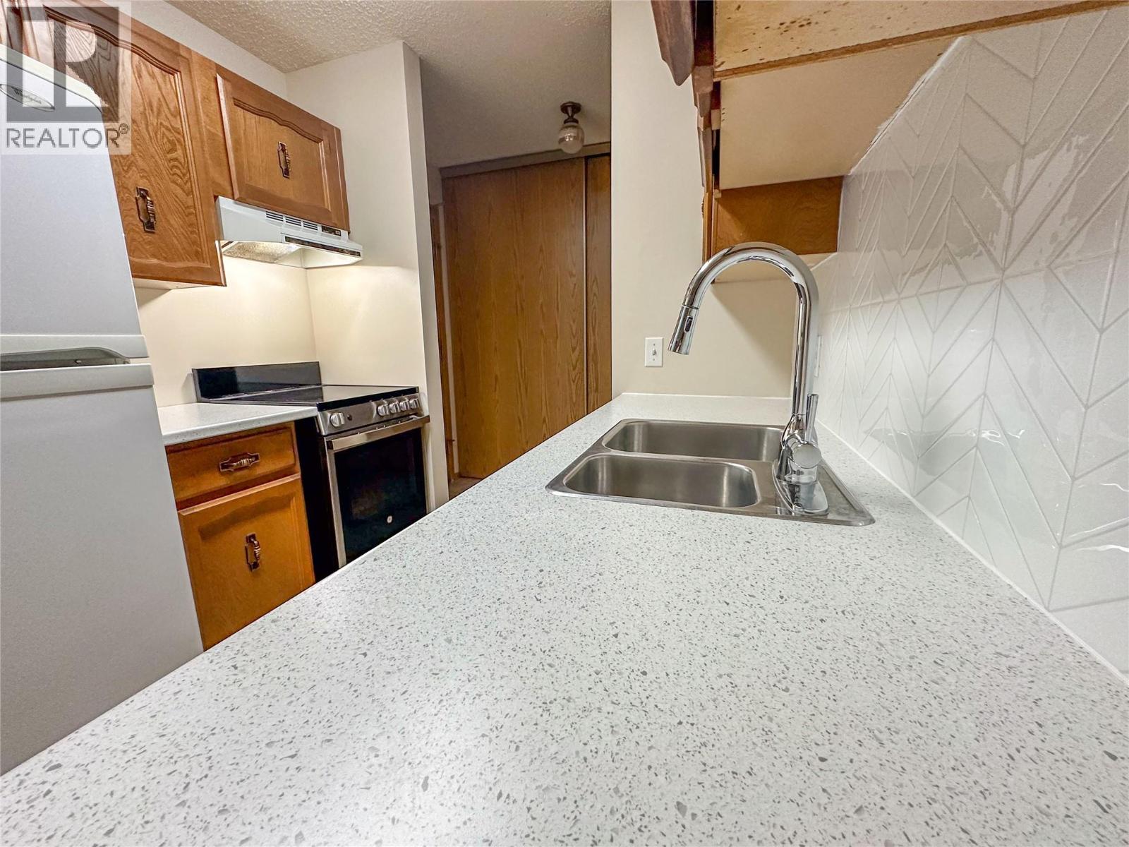 2515 12th Street N Unit# 205, Cranbrook, British Columbia  V1C 5X3 - Photo 5 - 10353809