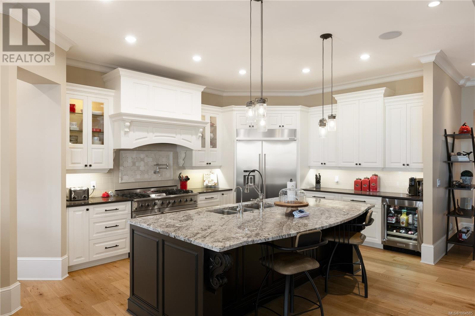 5191 Santa Clara Ave, Saanich, British Columbia  V8Y 1W5 - Photo 16 - 1004585
