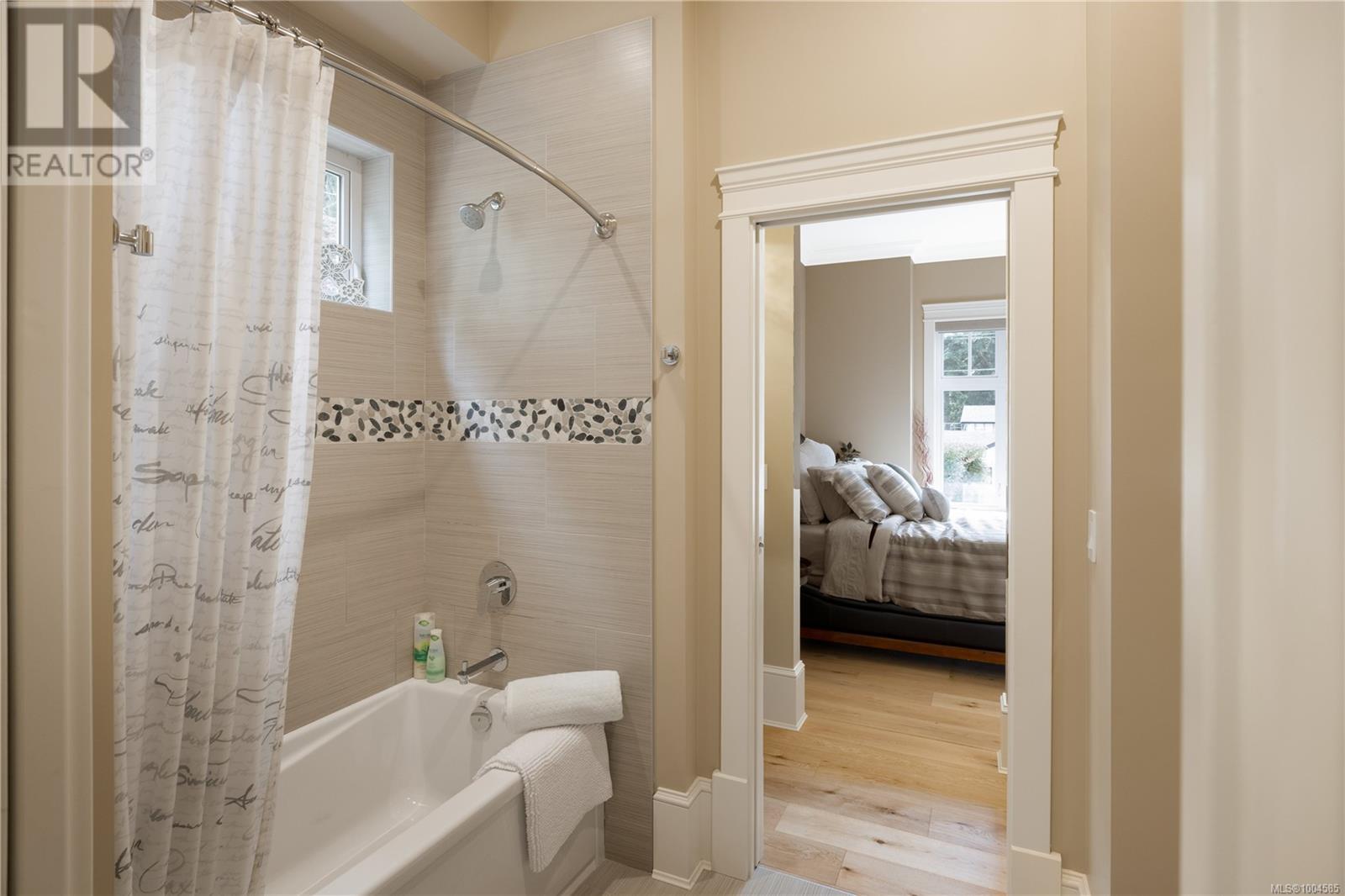 5191 Santa Clara Ave, Saanich, British Columbia  V8Y 1W5 - Photo 28 - 1004585