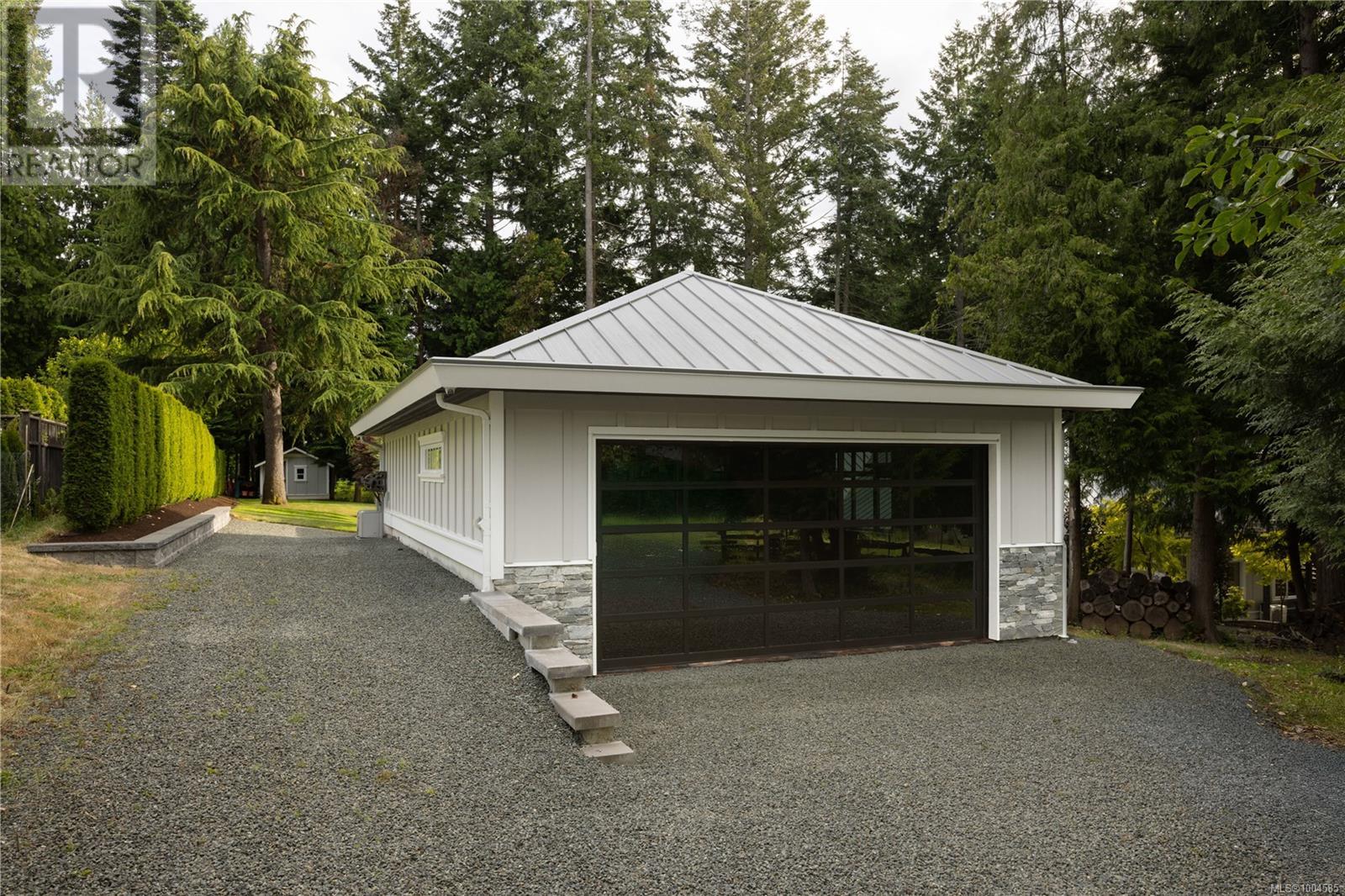 5191 Santa Clara Ave, Saanich, British Columbia  V8Y 1W5 - Photo 39 - 1004585