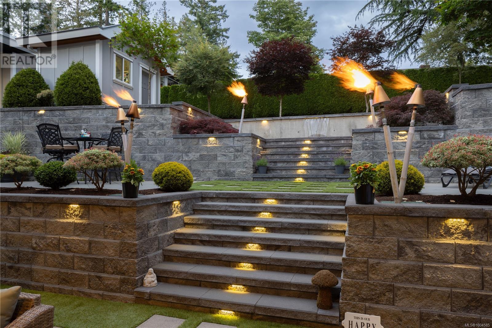 5191 Santa Clara Ave, Saanich, British Columbia  V8Y 1W5 - Photo 48 - 1004585