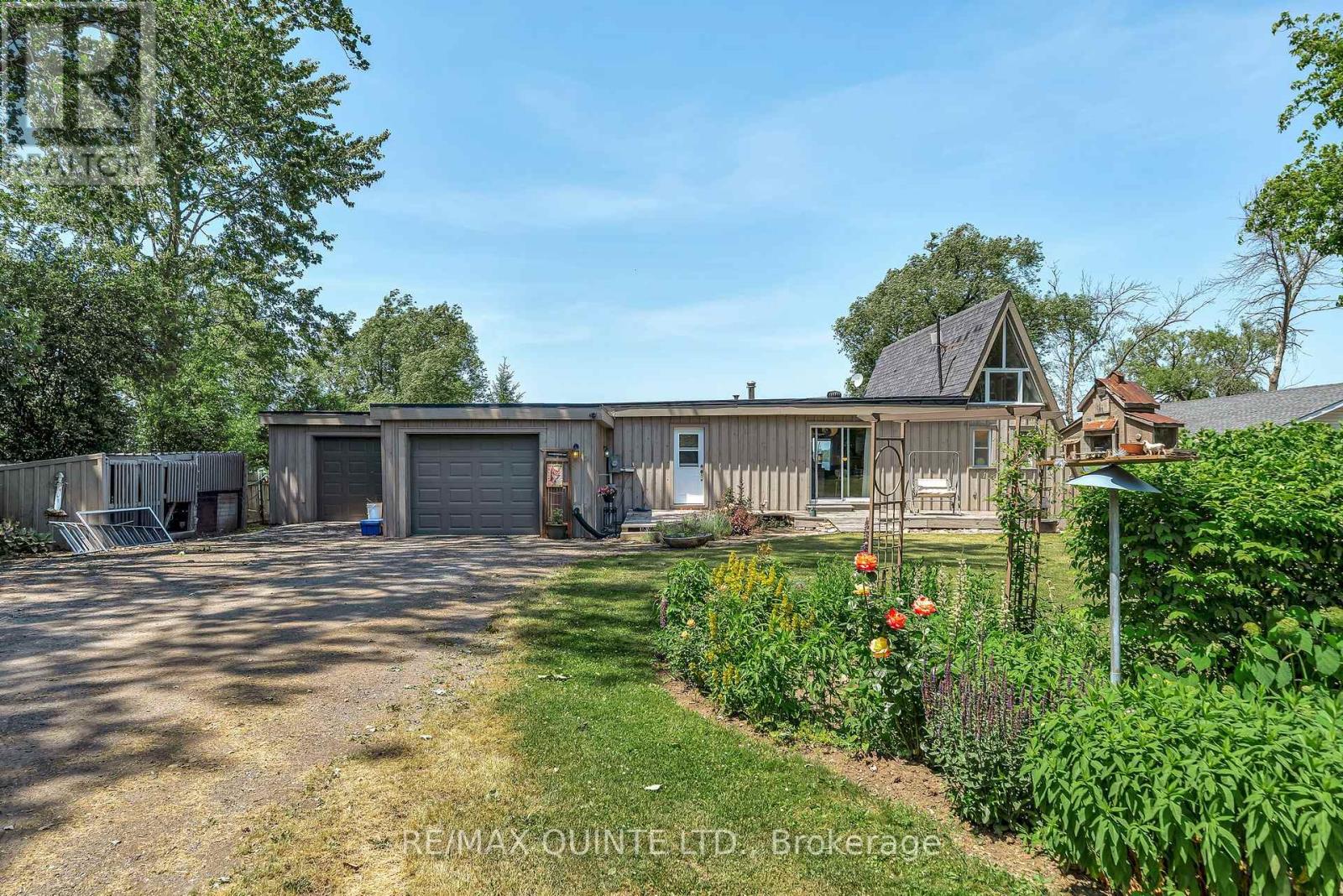 Property at 124 ONDERDONK LANE image 5