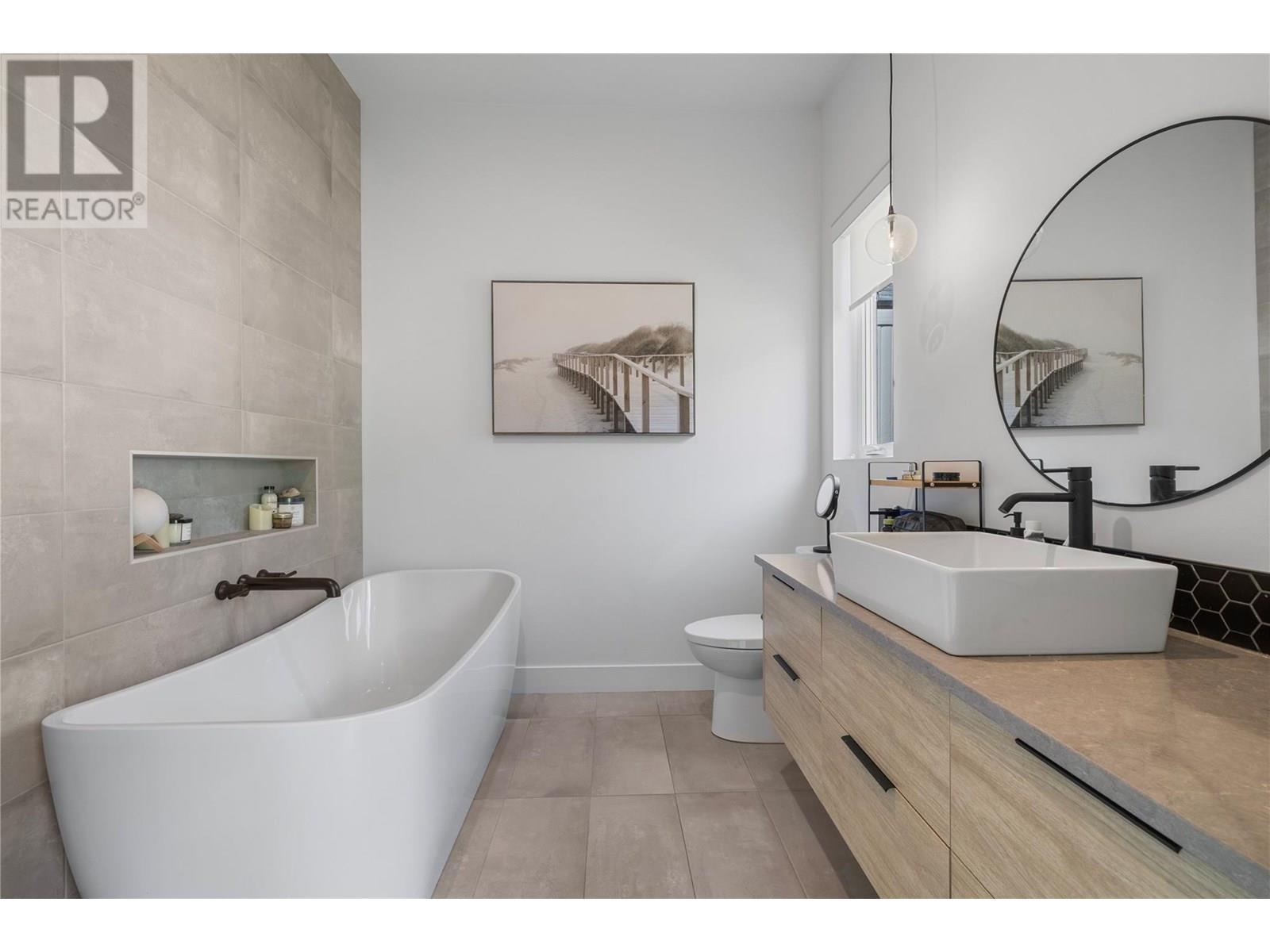 2846 Canyon Crest Drive West Kelowna Photo 31