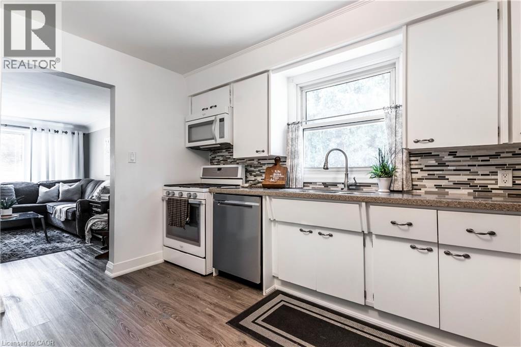 75 Mcelroy Road E, Hamilton, Ontario  L9A 1Y7 - Photo 12 - 40745465