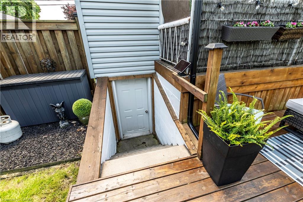 75 Mcelroy Road E, Hamilton, Ontario  L9A 1Y7 - Photo 37 - 40745465