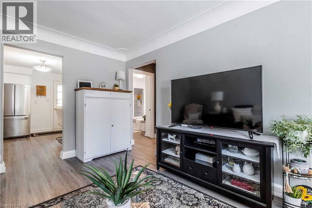 75 Mcelroy Road E, Hamilton, Ontario  L9A 1Y7 - Photo 6 - 40745465