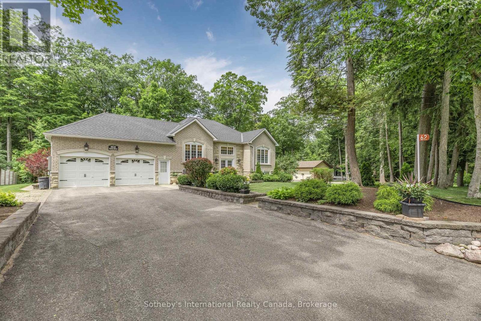 Property at 62 OLIVER DRIVE image 1