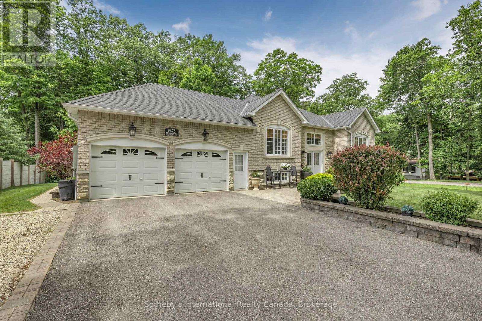 Property at 62 OLIVER DRIVE image 2
