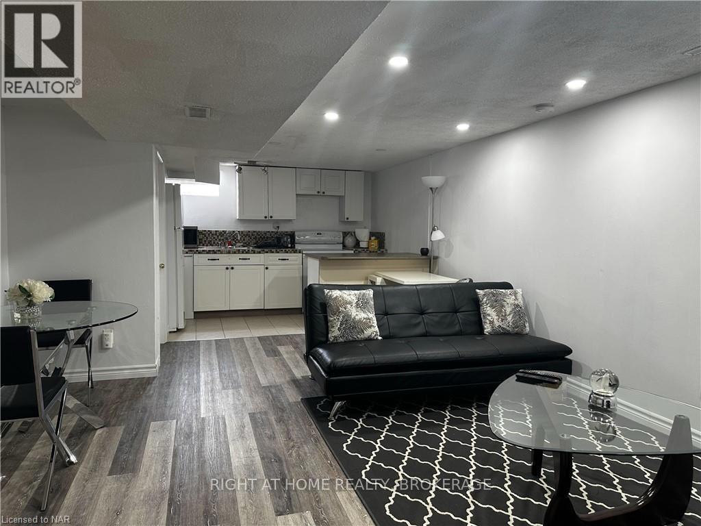 Lower - 43a Beachaven Drive, St. Catharines (Port Weller), Ontario  L2M 1A6 - Photo 1 - X12247381