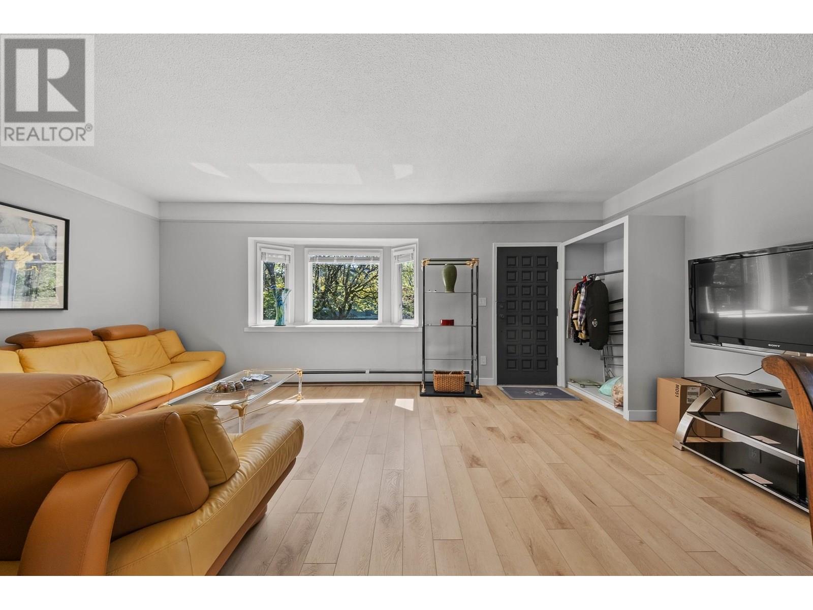 Property at 3099 W 6TH AVENUE image 5