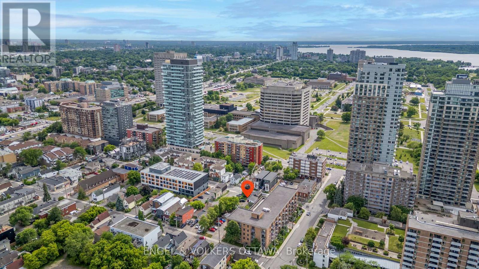 133 Forward Avenue, Ottawa, Ontario  K1Y 1K8 - Photo 11 - X12247433