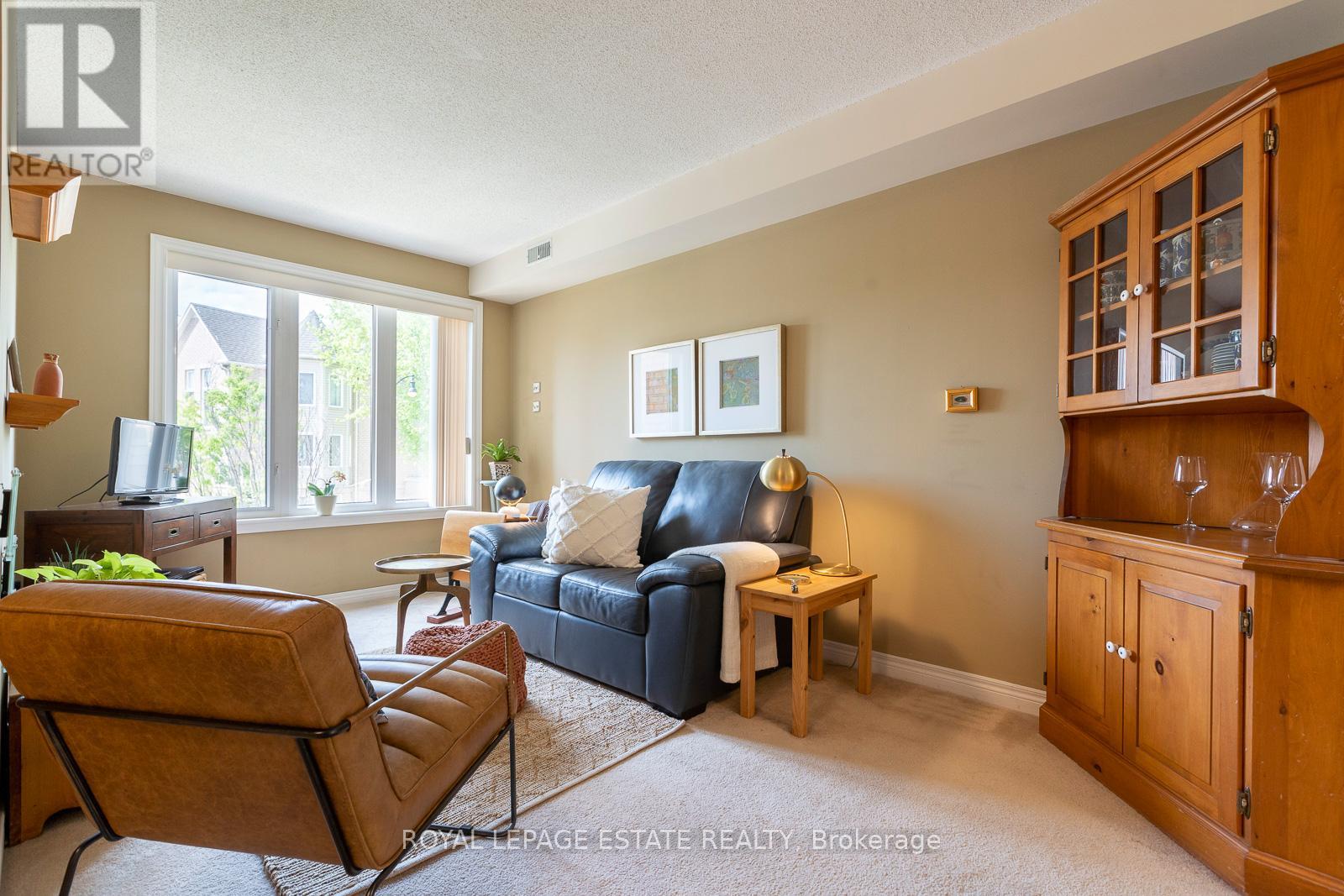 Property at 201 - 76 AERODROME CRESCENT image 4