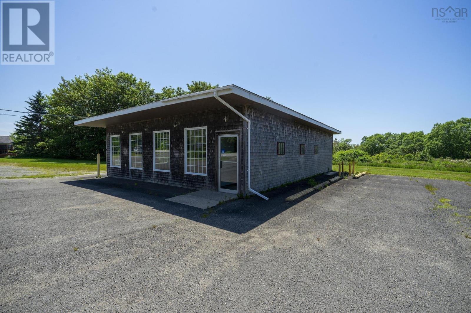 8837 Highway 1, Meteghan River, Nova Scotia