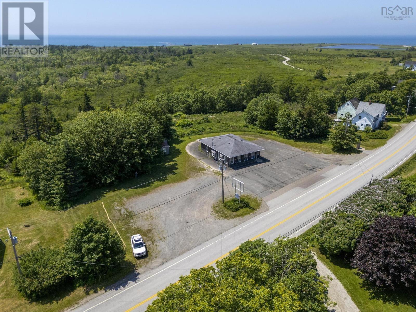 8837 Highway 1, Meteghan River, Nova Scotia  B0W 2L0 - Photo 11 - 202515837