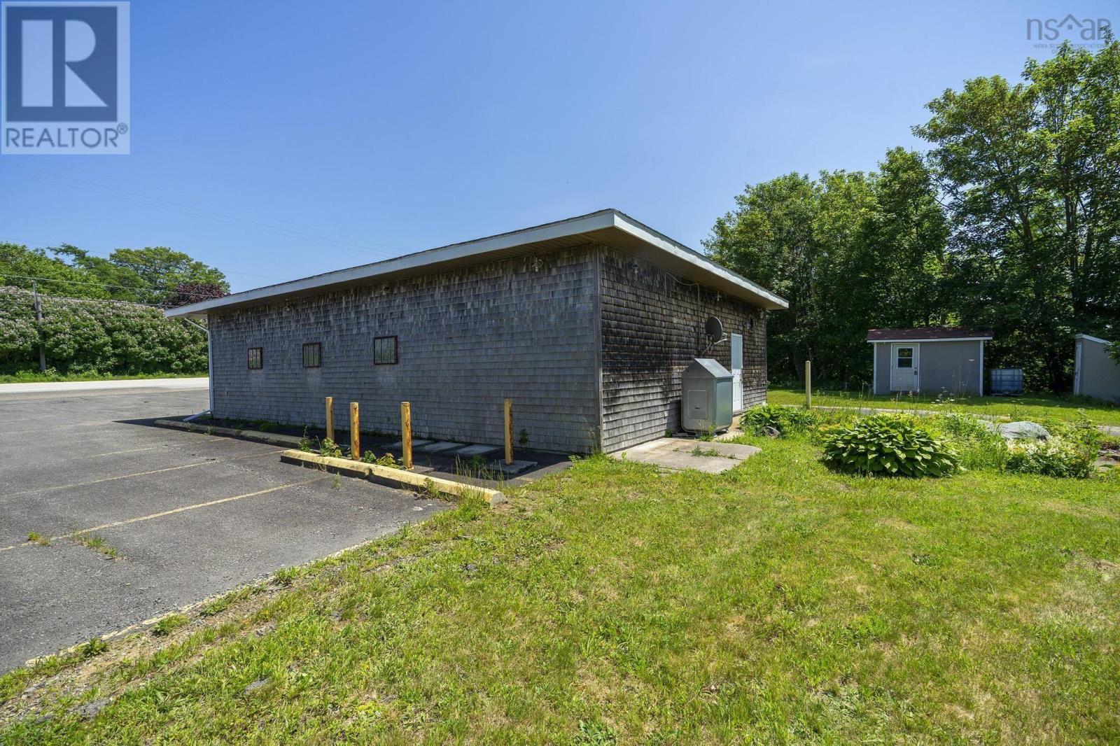 8837 Highway 1, Meteghan River, Nova Scotia  B0W 2L0 - Photo 3 - 202515837