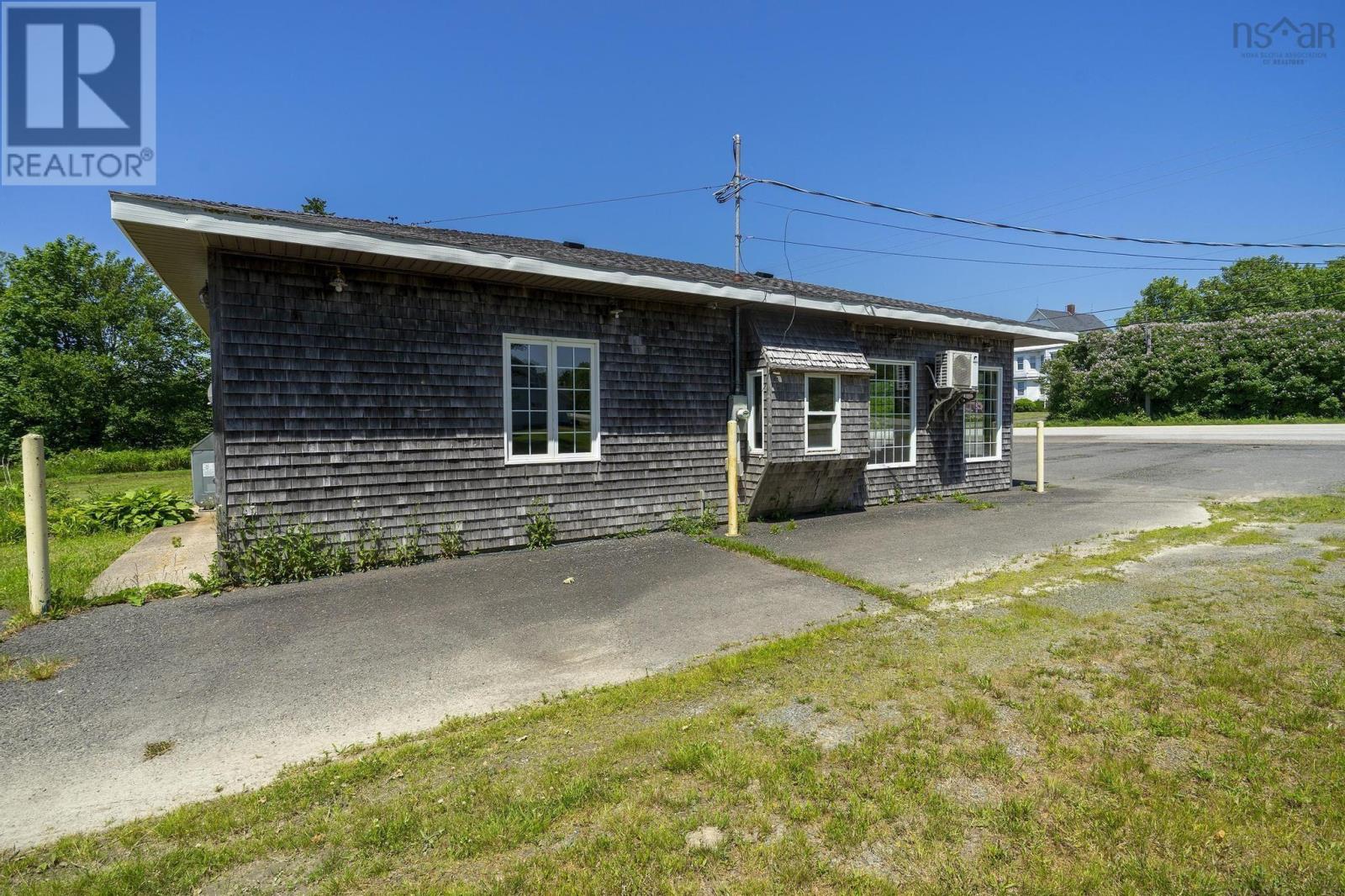 8837 Highway 1, Meteghan River, Nova Scotia  B0W 2L0 - Photo 50 - 202515837