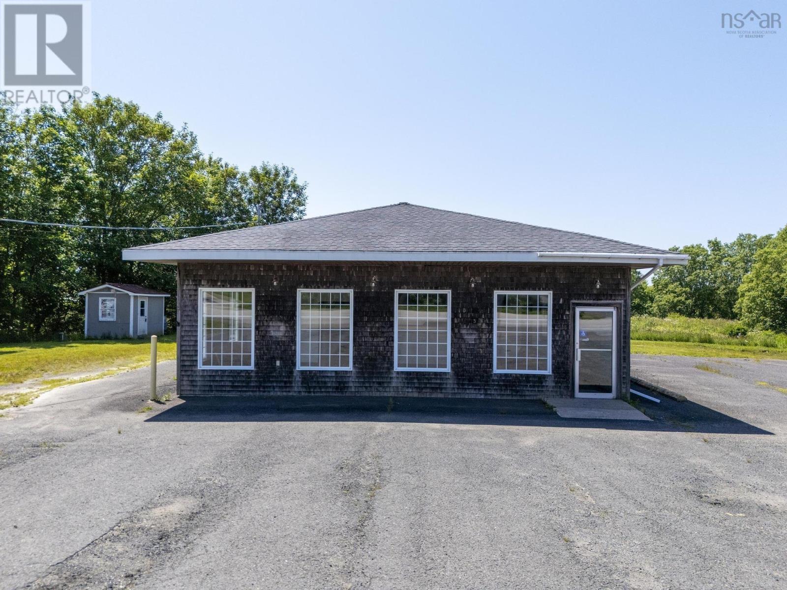 8837 Highway 1, Meteghan River, Nova Scotia  B0W 2L0 - Photo 6 - 202515837