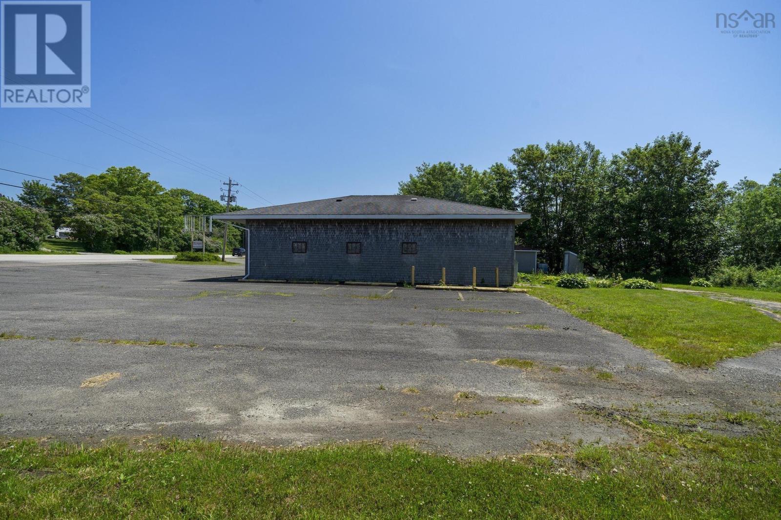 8837 Highway 1, Meteghan River, Nova Scotia  B0W 2L0 - Photo 4 - 202515837