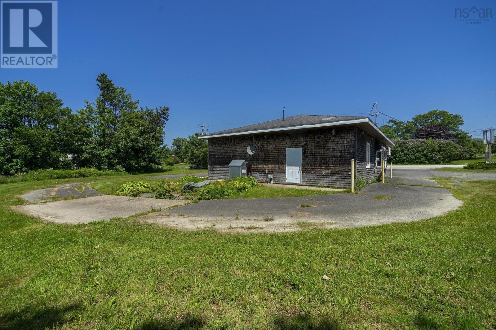 8837 Highway 1, Meteghan River, Nova Scotia  B0W 2L0 - Photo 48 - 202515837