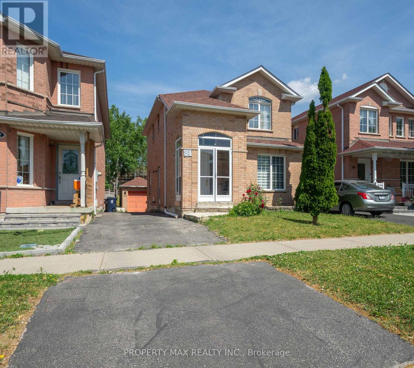 Property at 84 BRIDLEGROVE DRIVE image 2