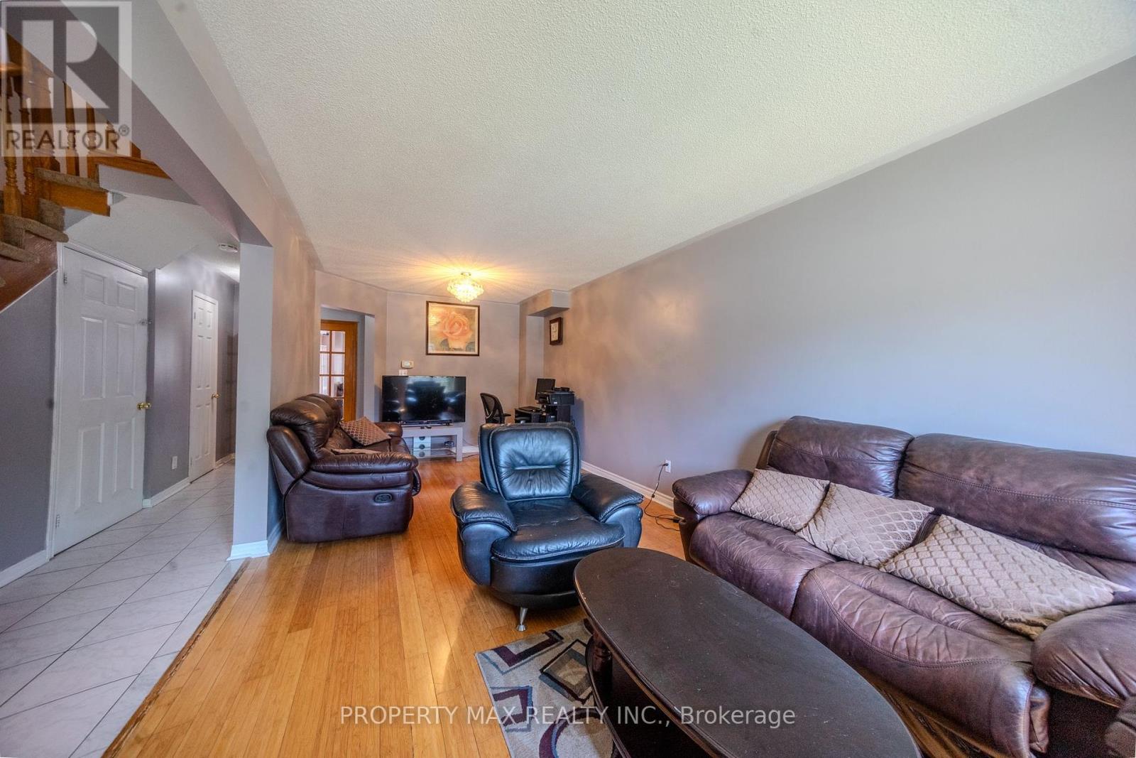 Property at 84 BRIDLEGROVE DRIVE image 5