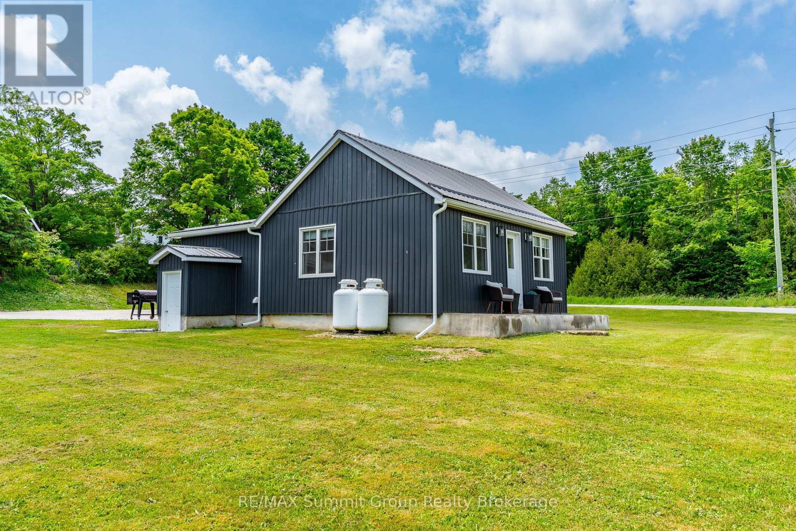 494255 Grey Road 2, Grey Highlands, Ontario  N0C 1C0 - Photo 31 - X12236233