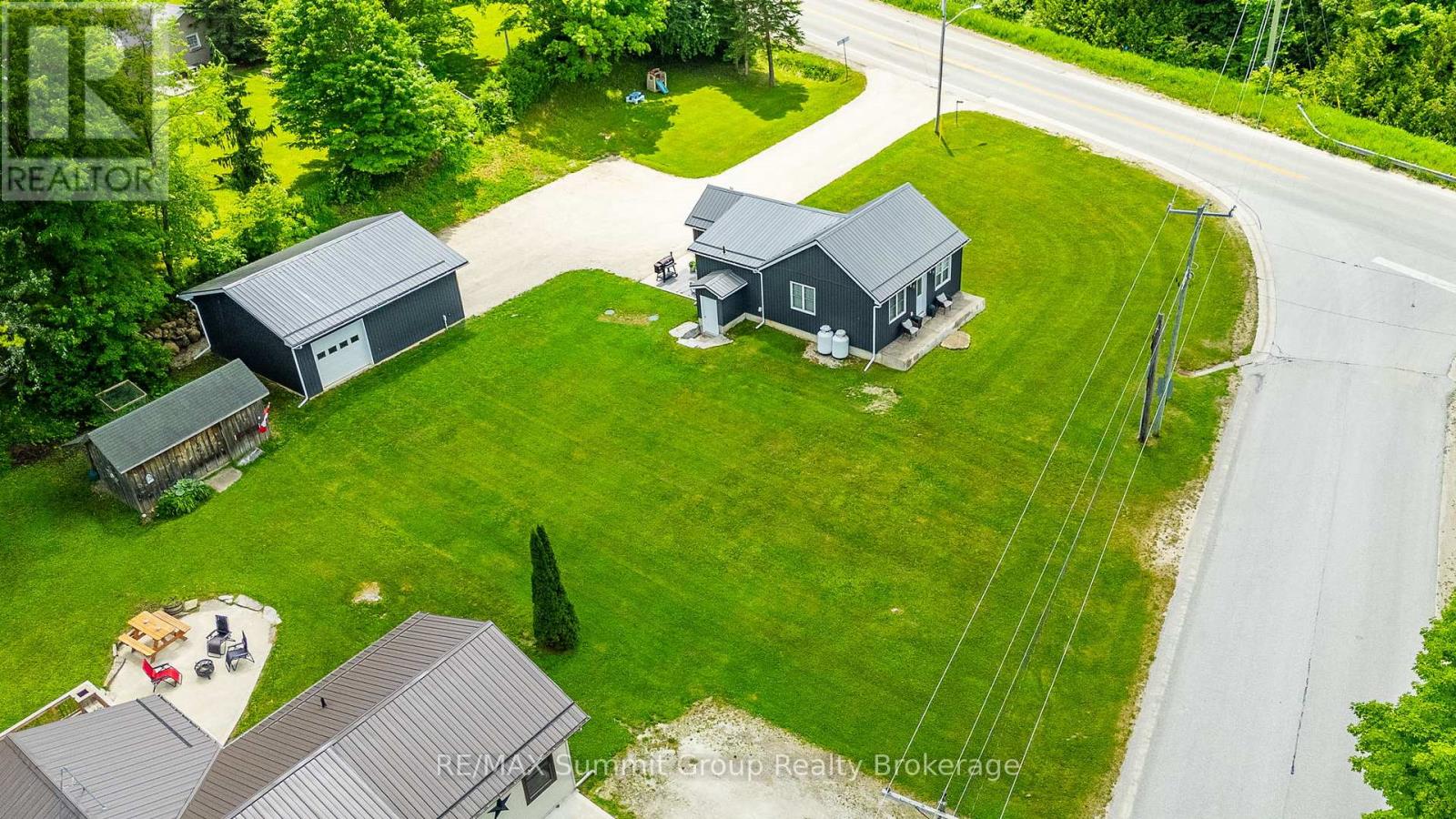 494255 Grey Road 2, Grey Highlands, Ontario  N0C 1C0 - Photo 37 - X12236233