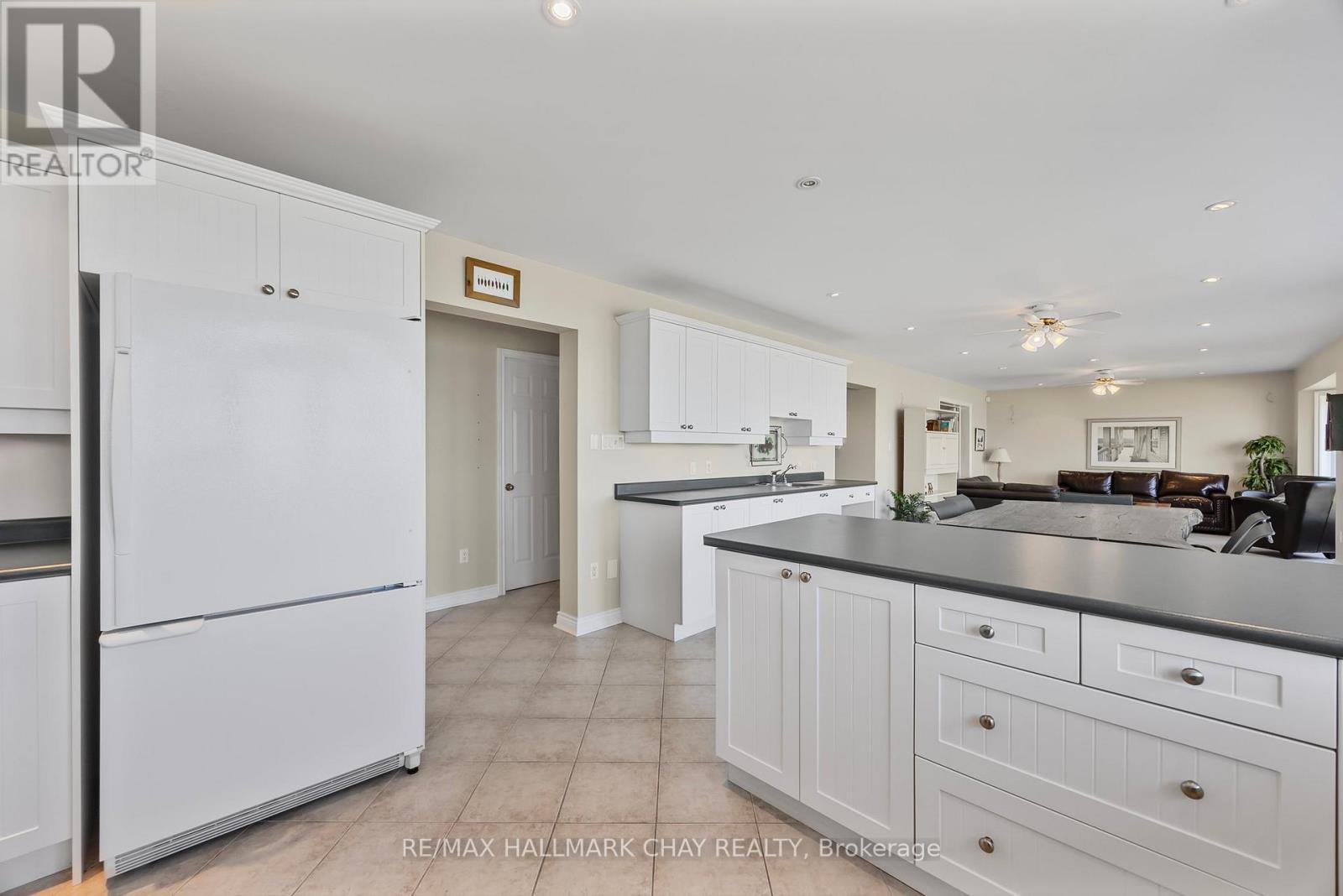 2653 Leonard Street, Innisfil, Ontario  L9S 3V3 - Photo 14 - N12247221