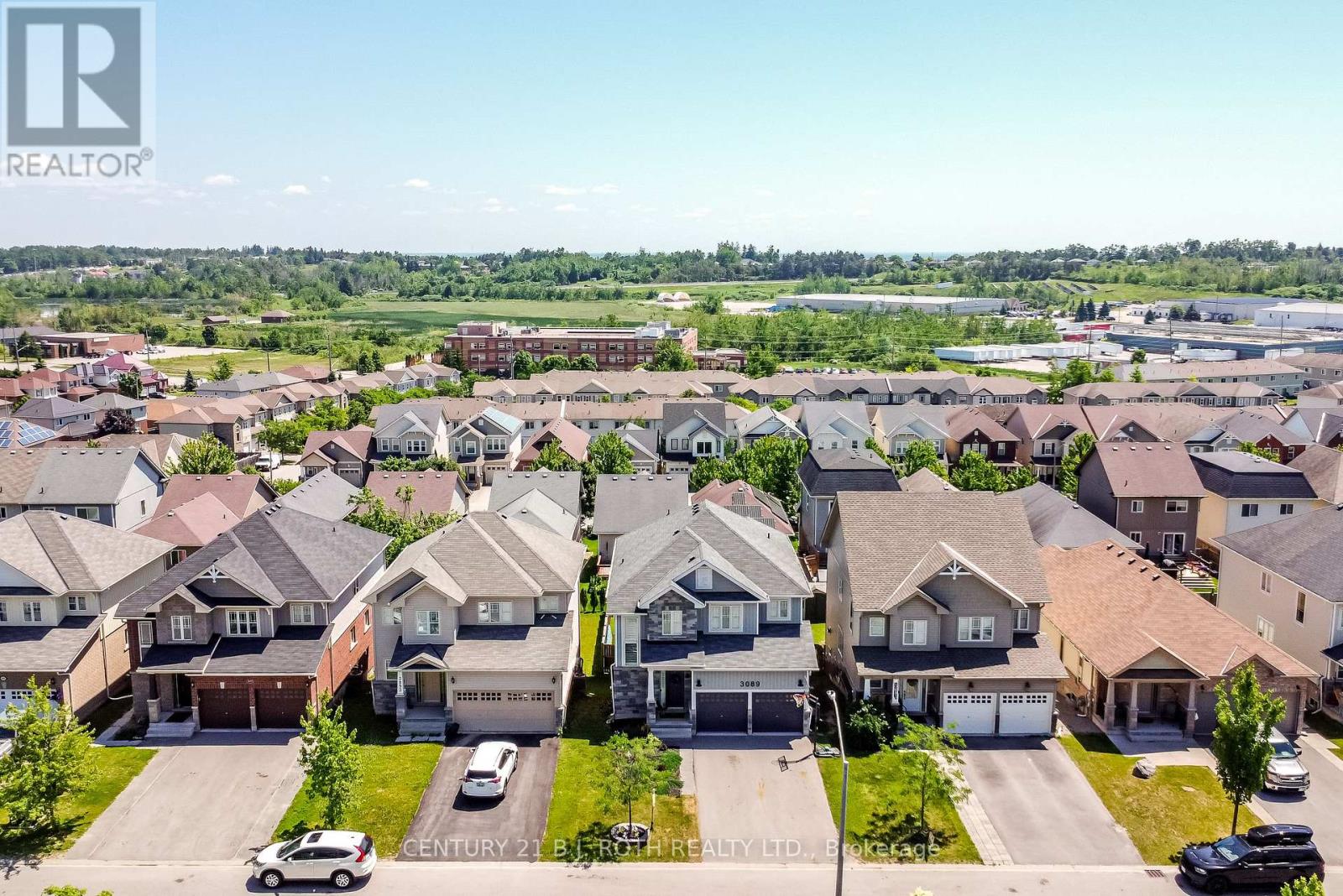 Property at 3089 EMPEROR DRIVE image 2