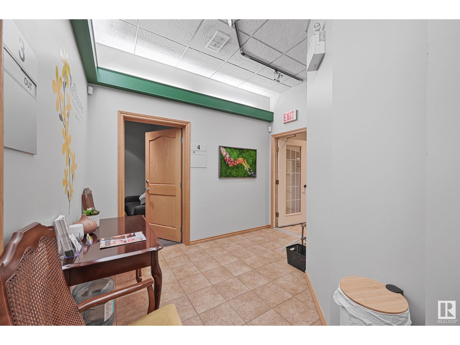 10339 106 St Nw, Edmonton, Alberta  T5J 1H8 - Photo 4 - E4444450