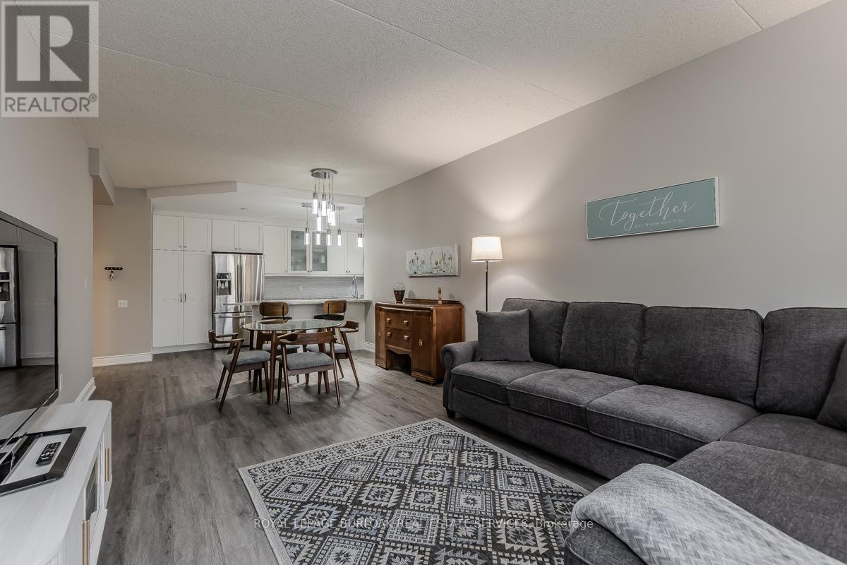 219 - 2075 Amherst Heights Drive, Burlington (Brant Hills), Ontario  L7P 5B8 - Photo 13 - W12247332