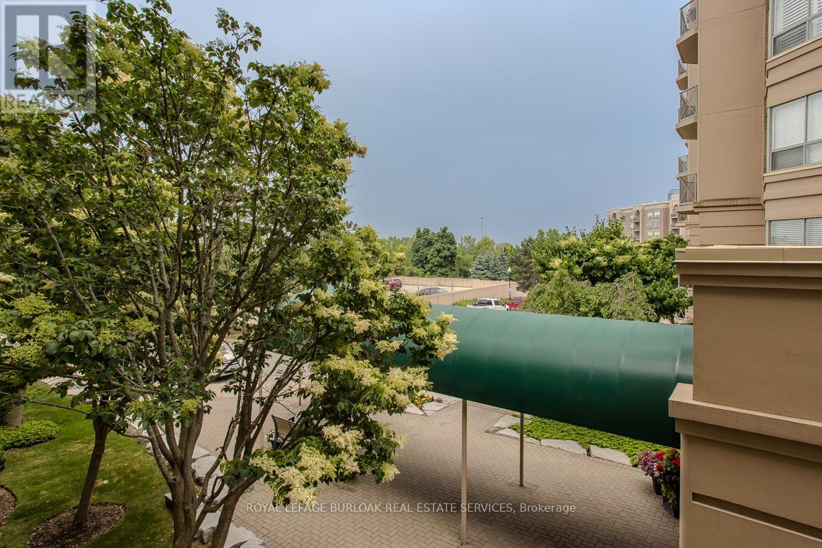 219 - 2075 Amherst Heights Drive, Burlington (Brant Hills), Ontario  L7P 5B8 - Photo 17 - W12247332