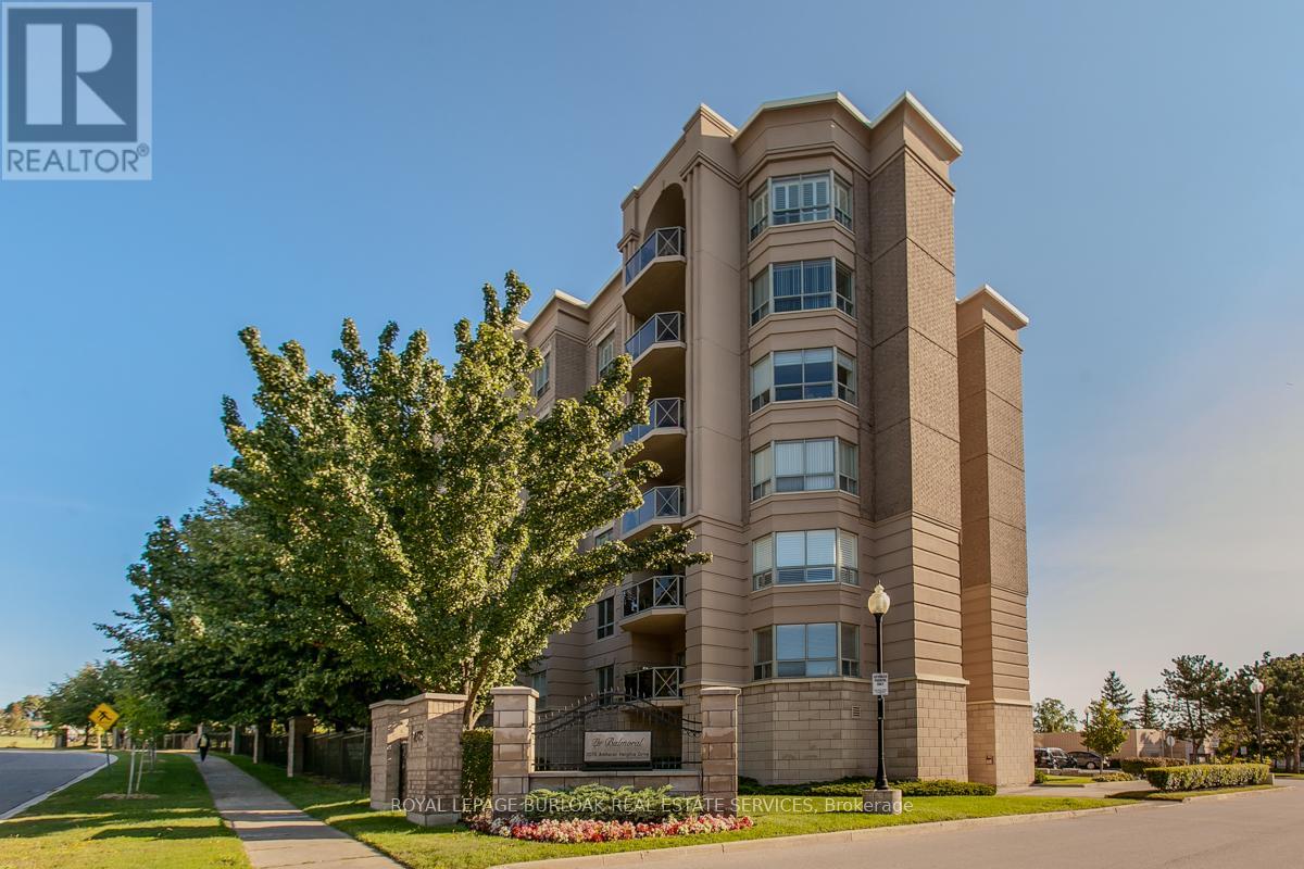 219 - 2075 Amherst Heights Drive, Burlington (Brant Hills), Ontario  L7P 5B8 - Photo 3 - W12247332