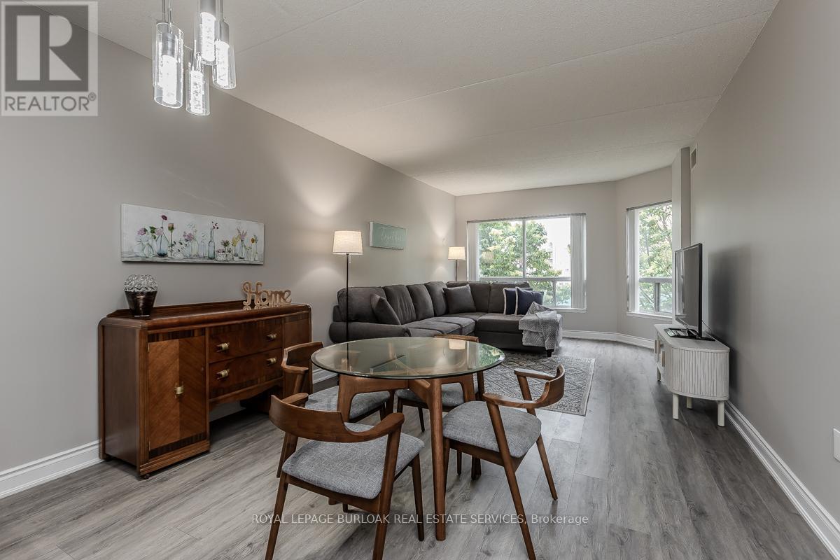 219 - 2075 Amherst Heights Drive, Burlington (Brant Hills), Ontario  L7P 5B8 - Photo 8 - W12247332