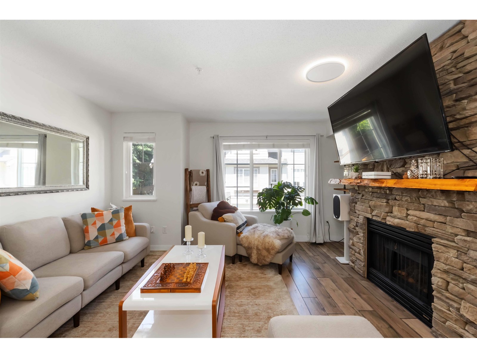 Property at 39 20540 66 AVENUE image 3