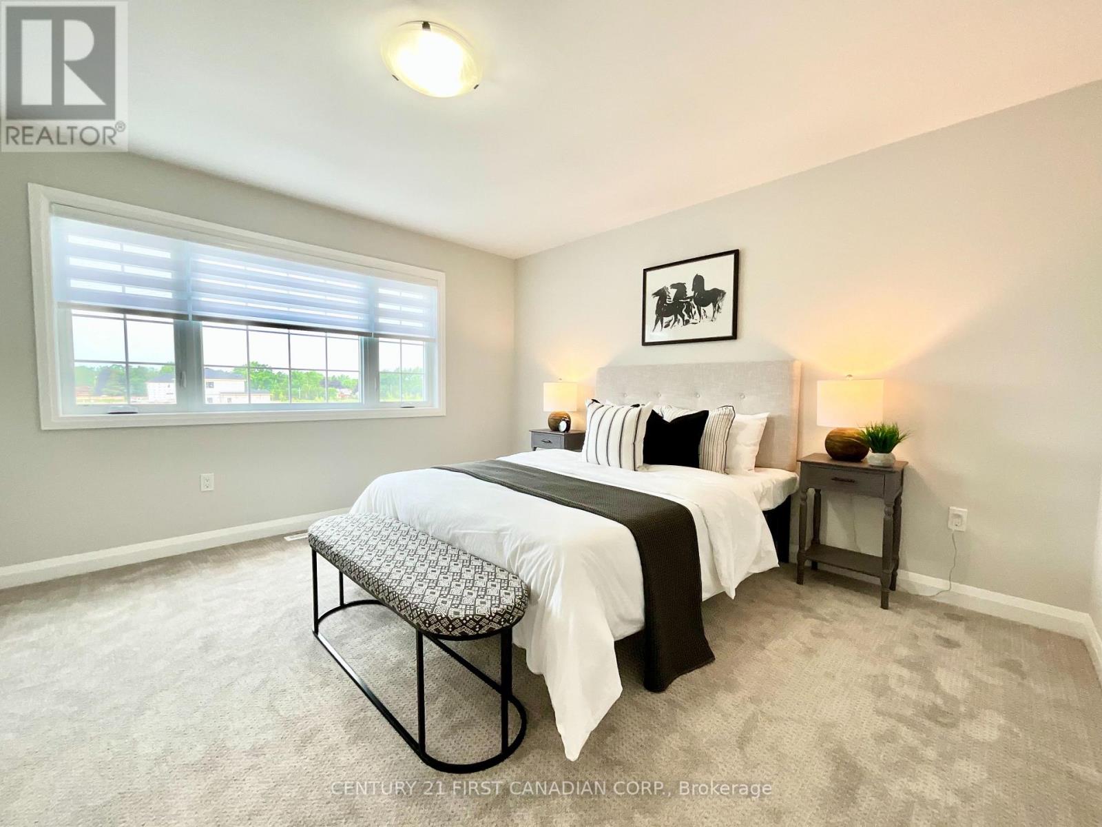 6 Sheldabren Street, North Middlesex, Ontario  N0M 1A0 - Photo 24 - X12149780