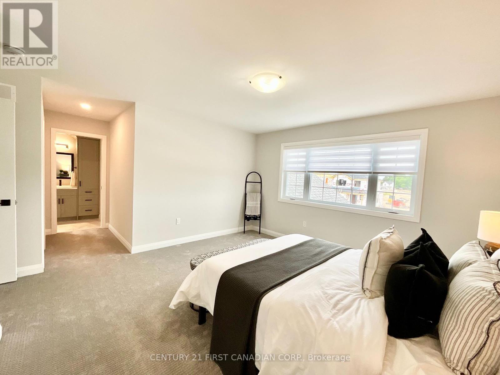 6 Sheldabren Street, North Middlesex, Ontario  N0M 1A0 - Photo 25 - X12149780
