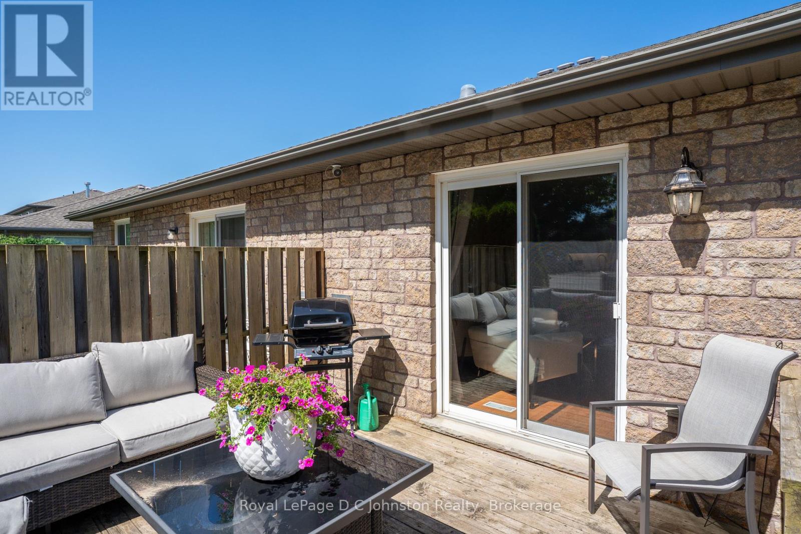 219 Stickel Street, Saugeen Shores, Ontario  N0H 2C1 - Photo 10 - X12247522