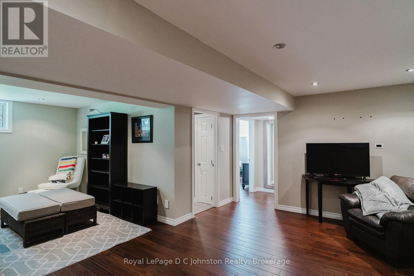 219 Stickel Street, Saugeen Shores, Ontario  N0H 2C1 - Photo 30 - X12247522