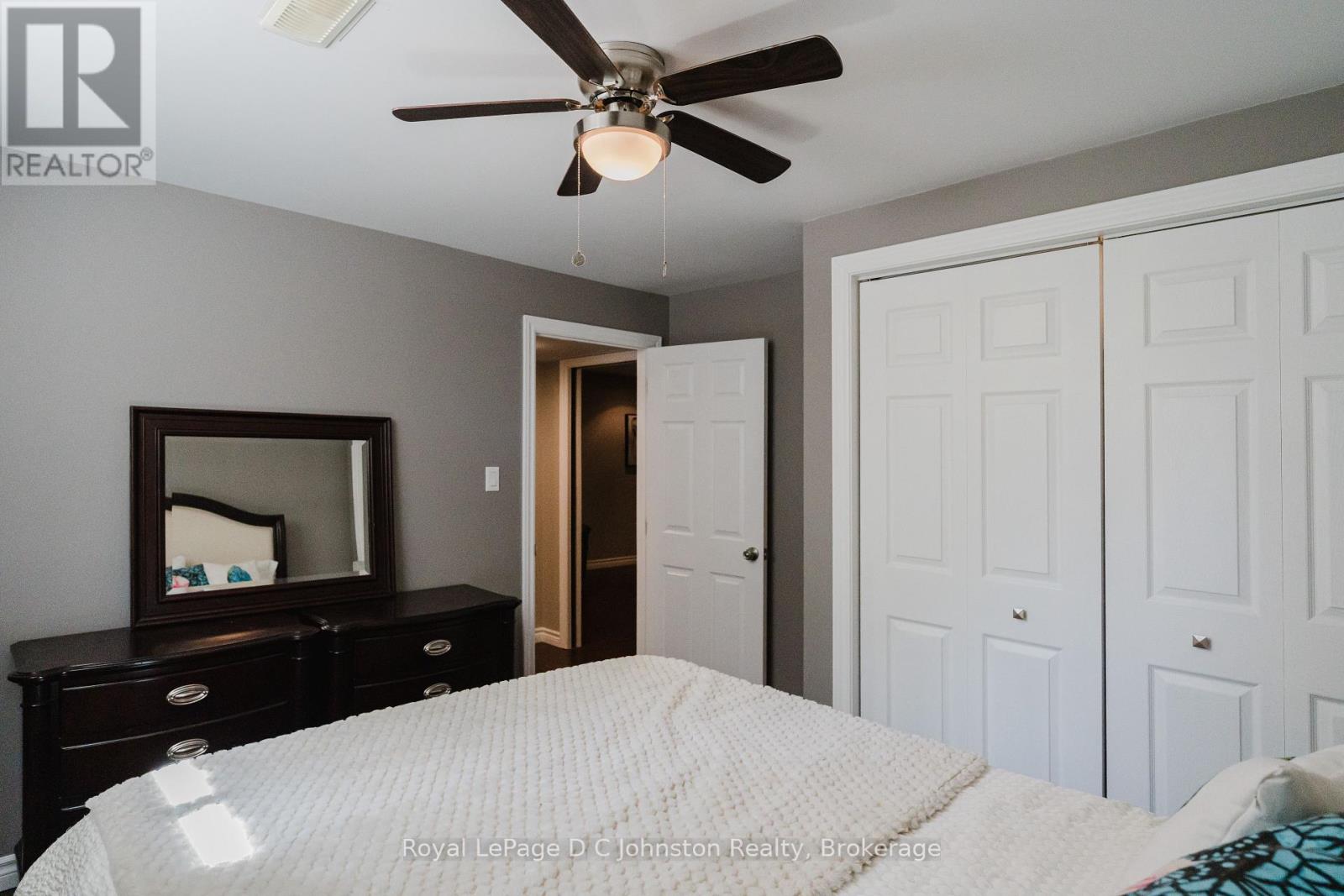 219 Stickel Street, Saugeen Shores, Ontario  N0H 2C1 - Photo 36 - X12247522