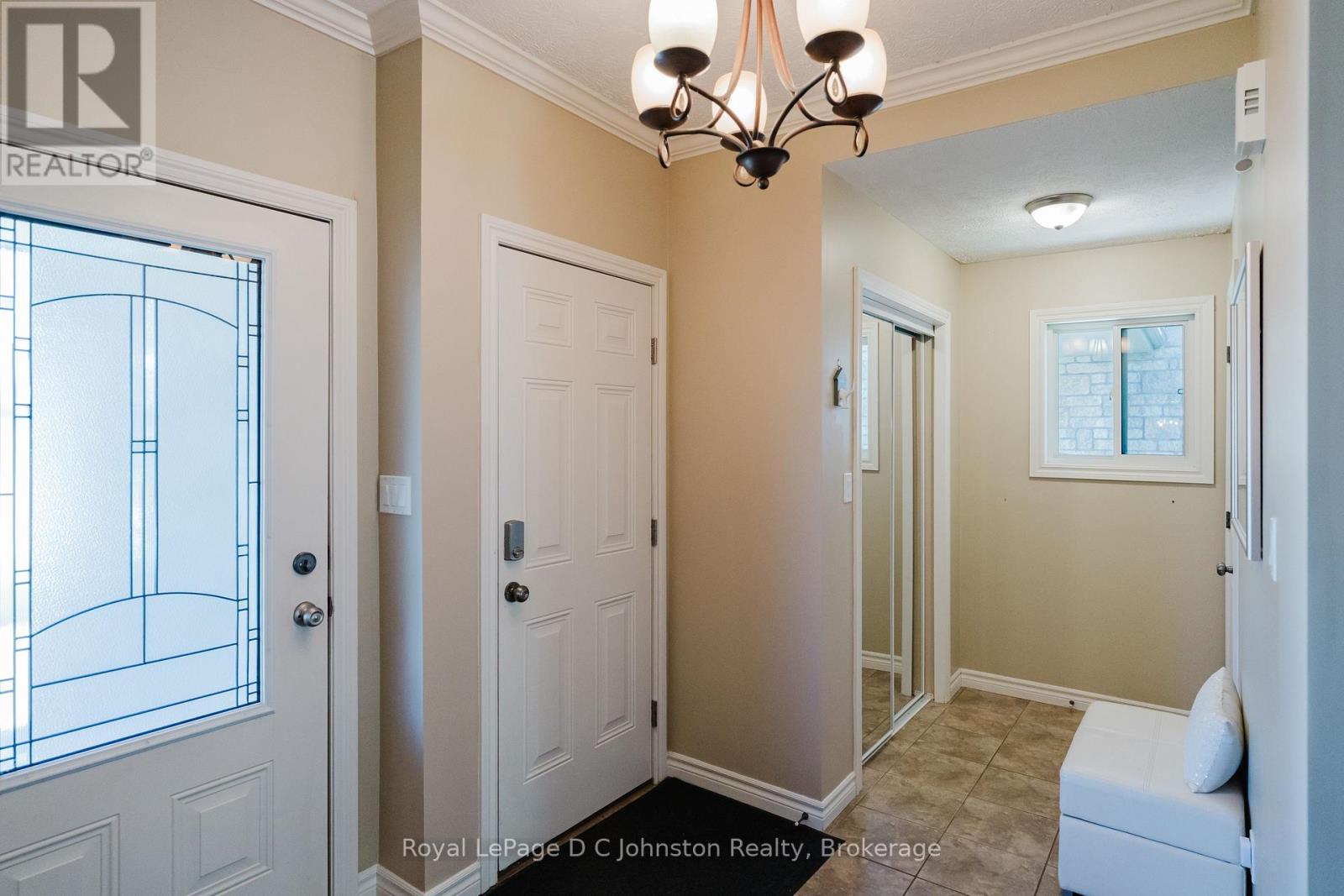 219 Stickel Street, Saugeen Shores, Ontario  N0H 2C1 - Photo 4 - X12247522