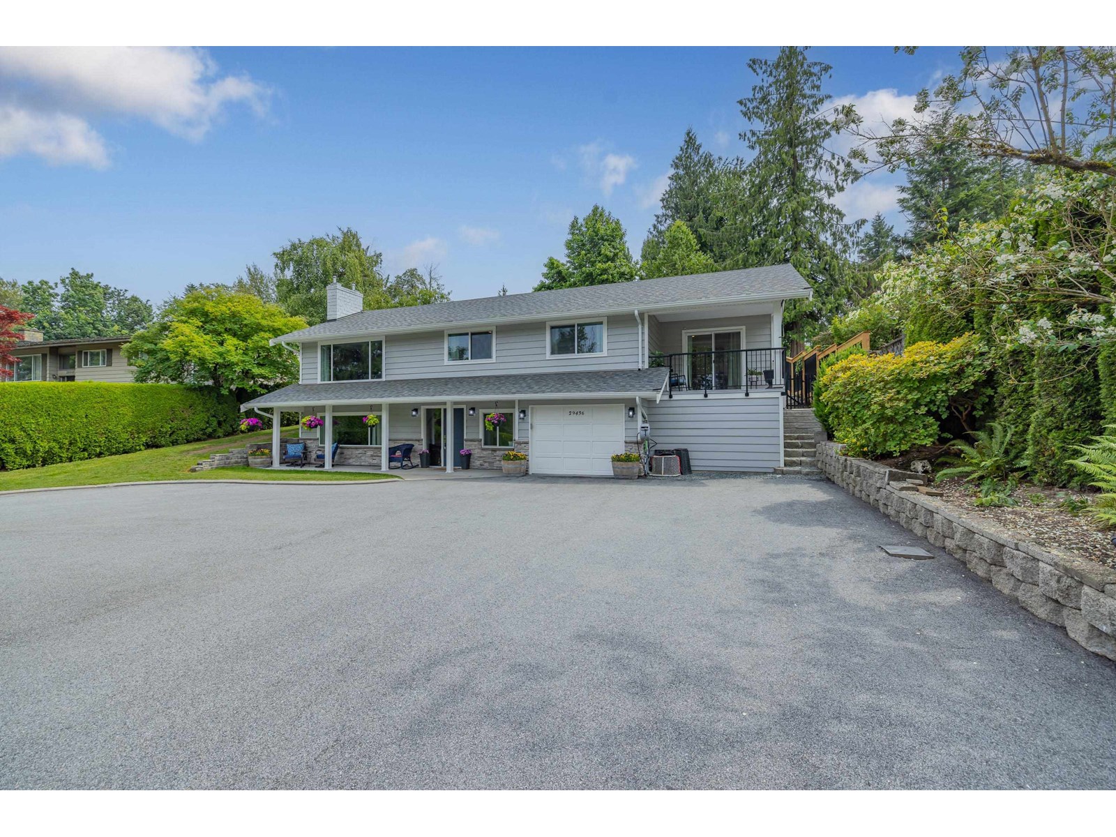 Property at 29436 DUNCAN AVENUE image 3