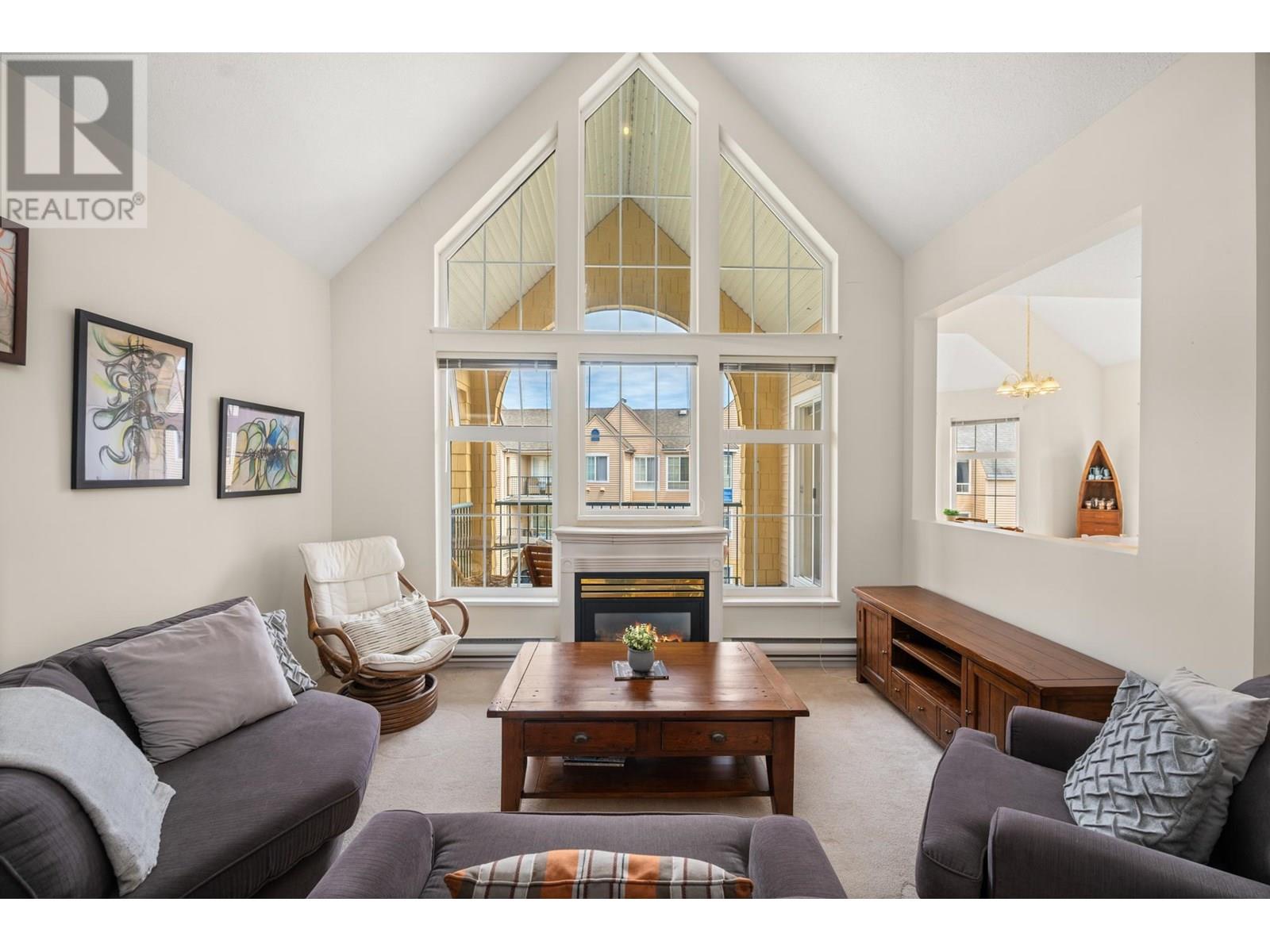 301 5555 13a Avenue, Tsawwassen, British Columbia V4M 2E7 - Photo 1 - R3012295