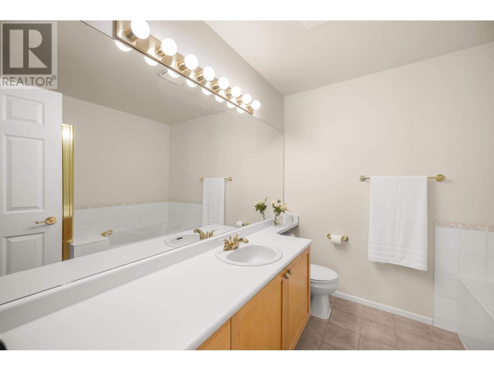 301 5555 13a Avenue, Tsawwassen, British Columbia V4M 2E7 - Photo 23 - R3012295